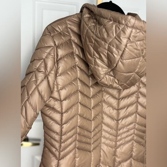 NWOT Kenneth Cole Women's size M Hooded Long Winter Bronze Puffer Jacket - Picture 12 of 13